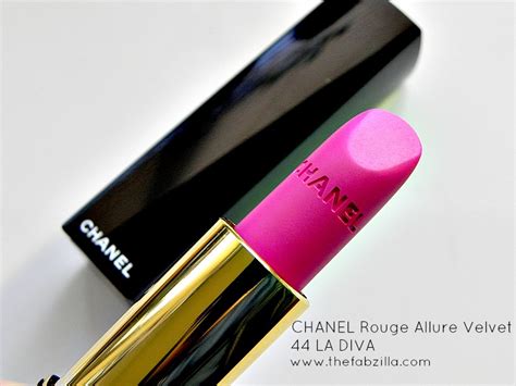 chanel rouge allure velvet 44 diva ici paris|Chanel Rouge velvet reviews.